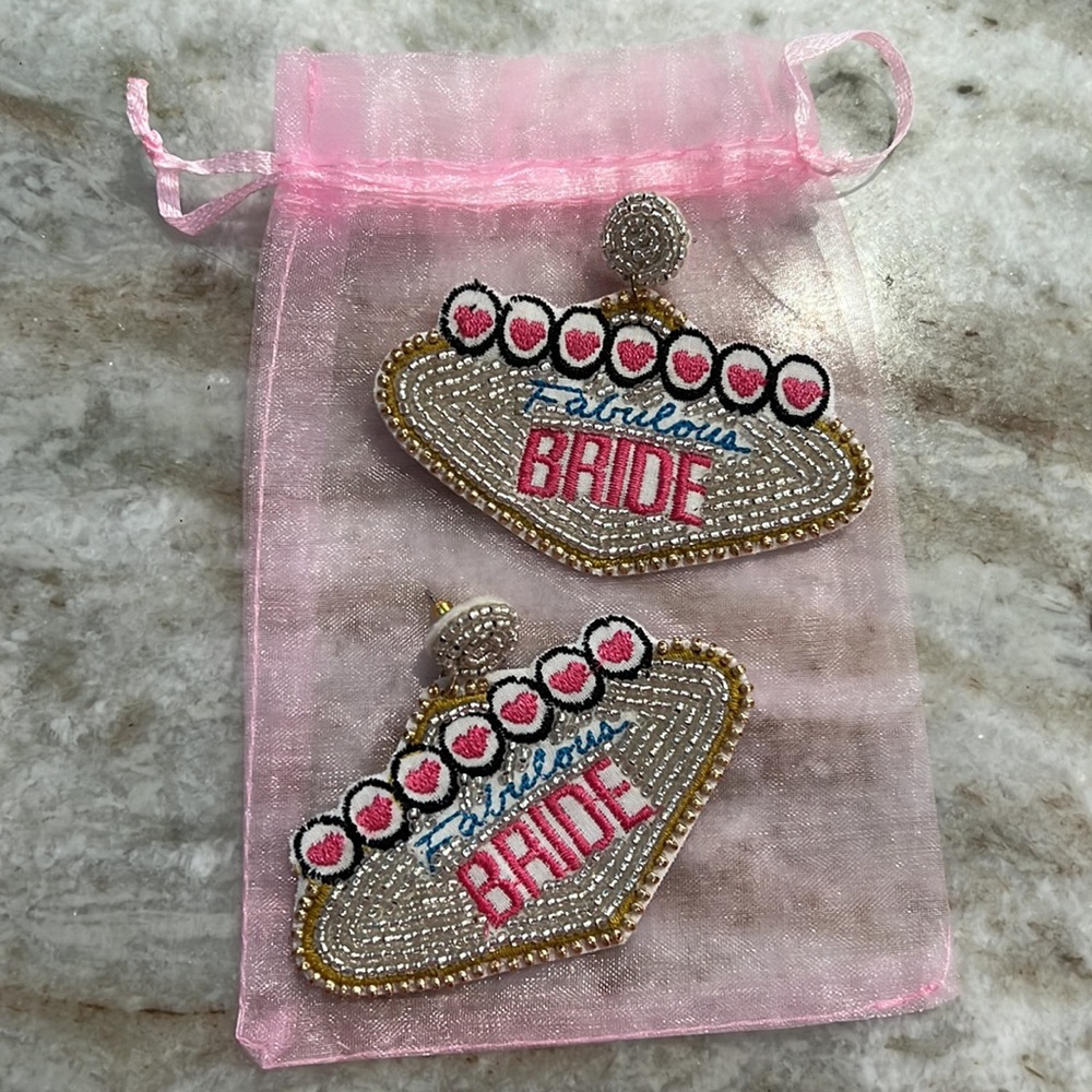Fabulous Bride Vegas inspired beaded earrings - Picture 4 of 4
